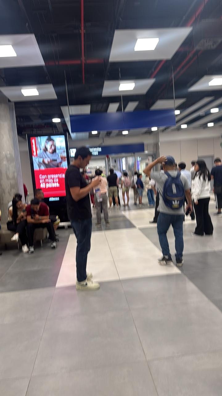 Hall del aeropuerto para recojos